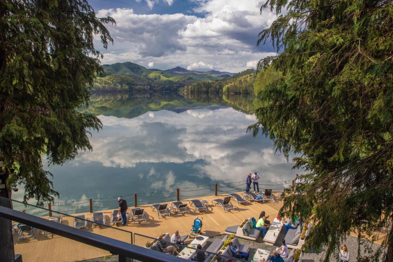 Adventure Lake Resort - Simared Baia Mare Eksteriør bilde