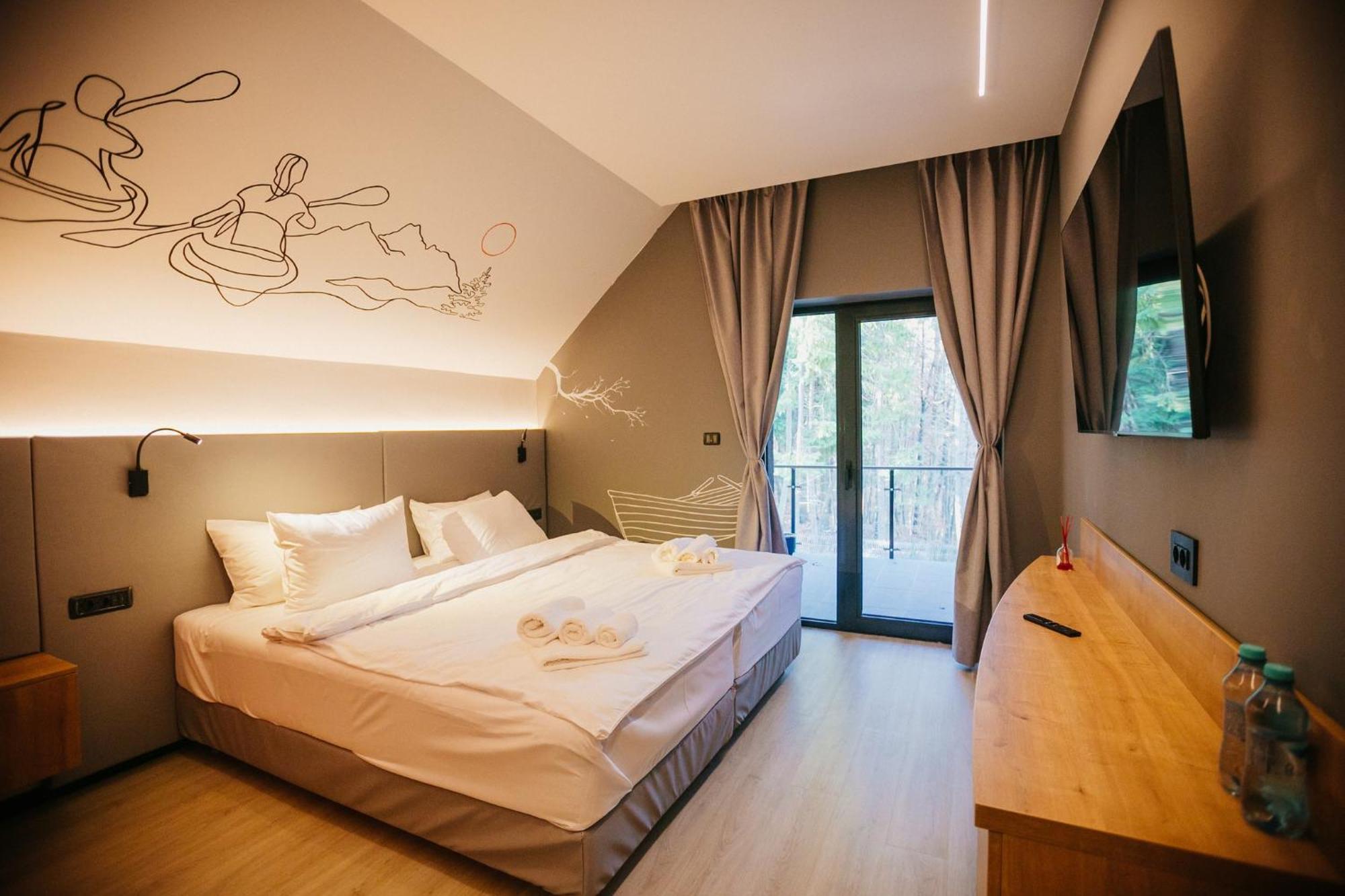Adventure Lake Resort - Simared Baia Mare Eksteriør bilde